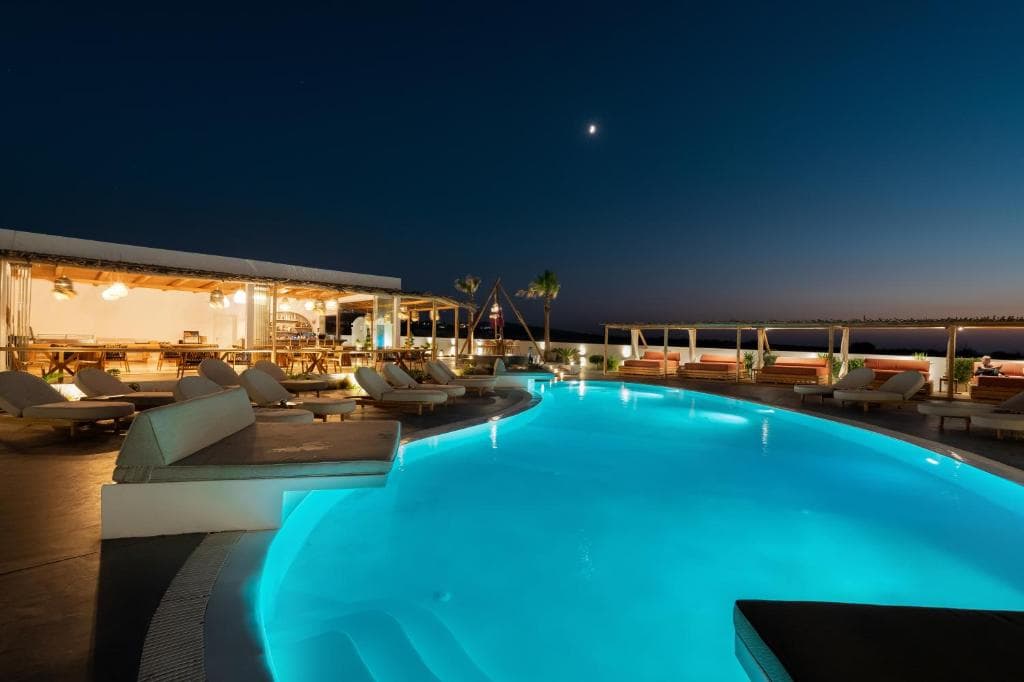 Amethyst Luxury Suites - 5