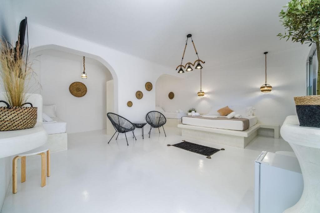 Amethyst Luxury Suites - 7
