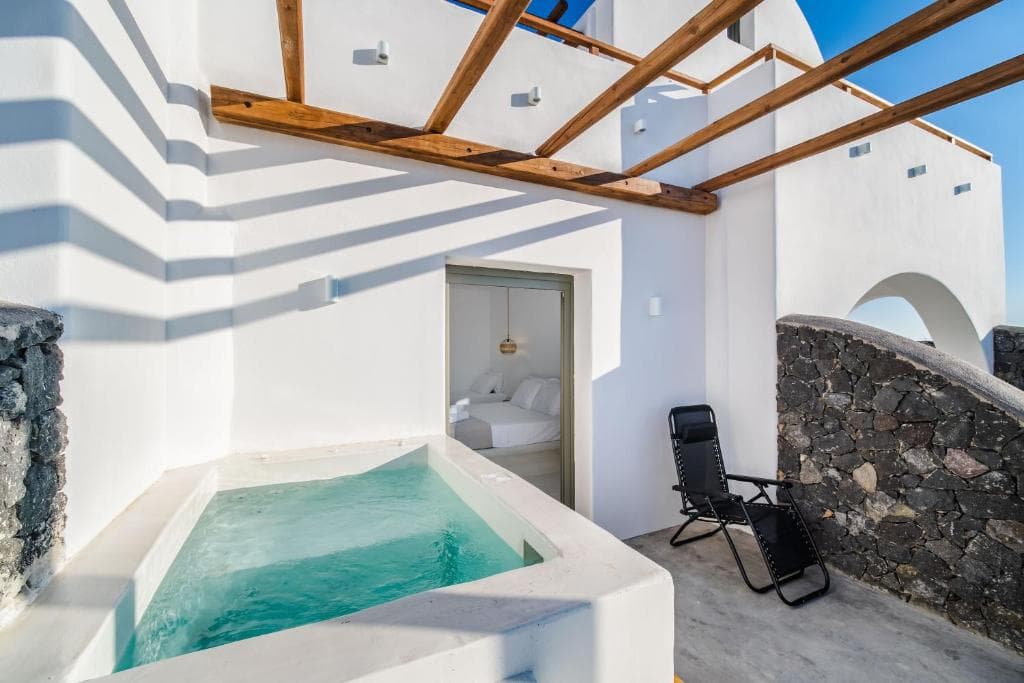 Amethyst Luxury Suites - 9