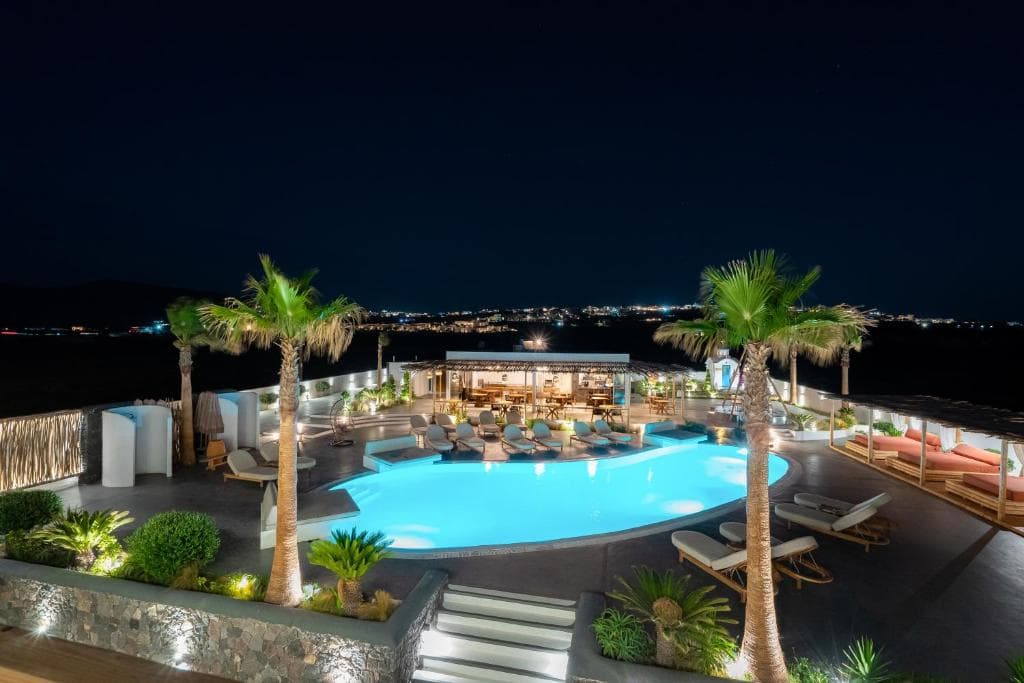 Amethyst Luxury Suites - 18