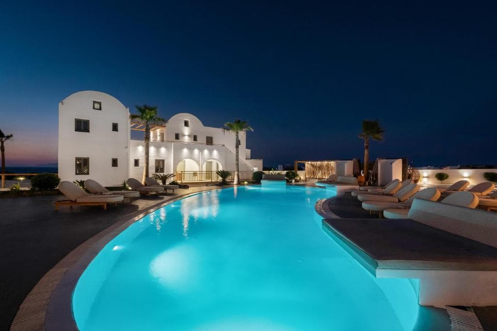 Amethyst Luxury Suites - 22