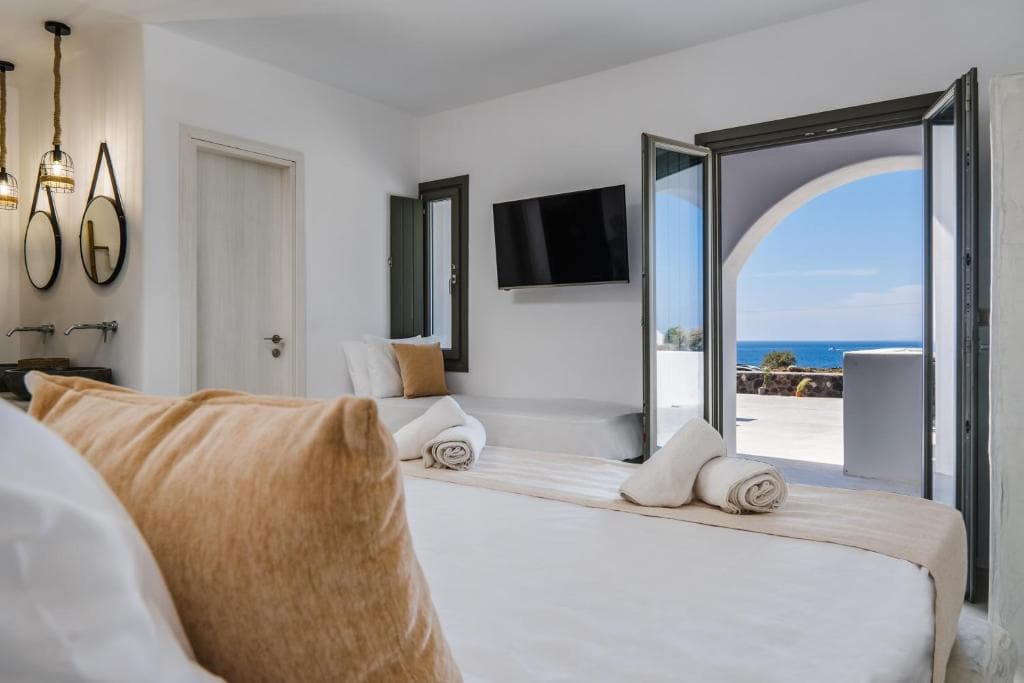 Amethyst Luxury Suites - 25