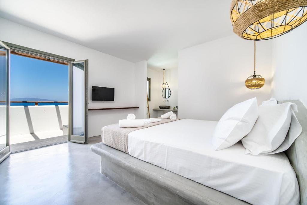 Amethyst Luxury Suites - 29