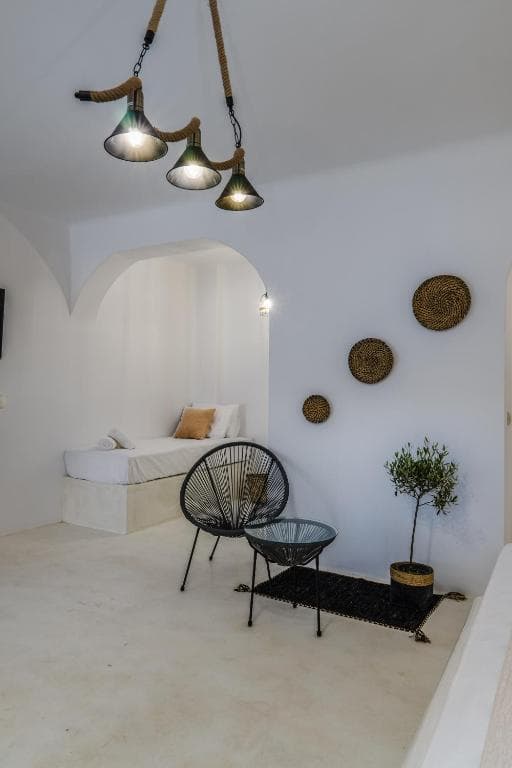 Amethyst Luxury Suites - 39