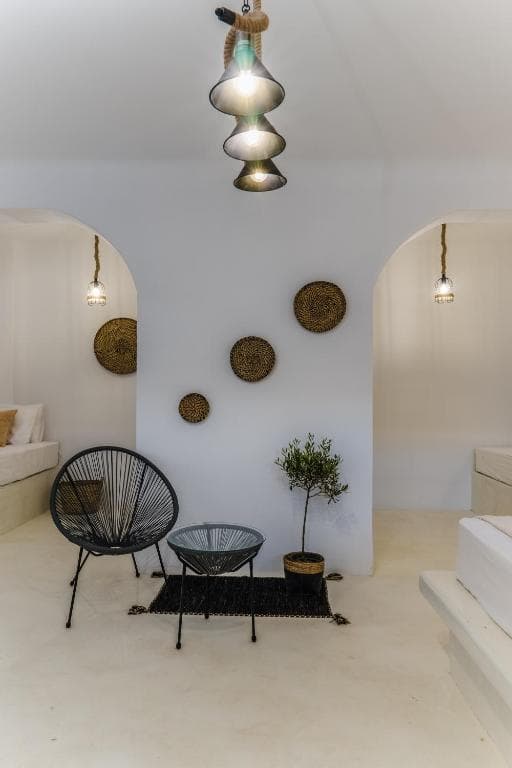 Amethyst Luxury Suites - 40