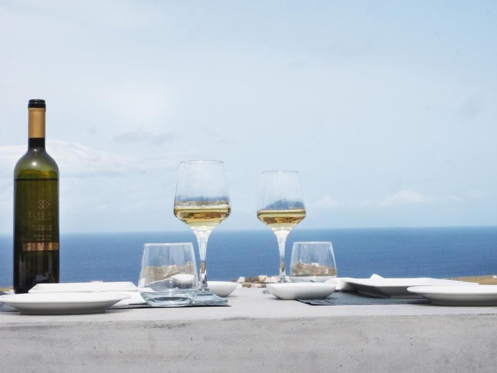 Elysian Santorini - 17