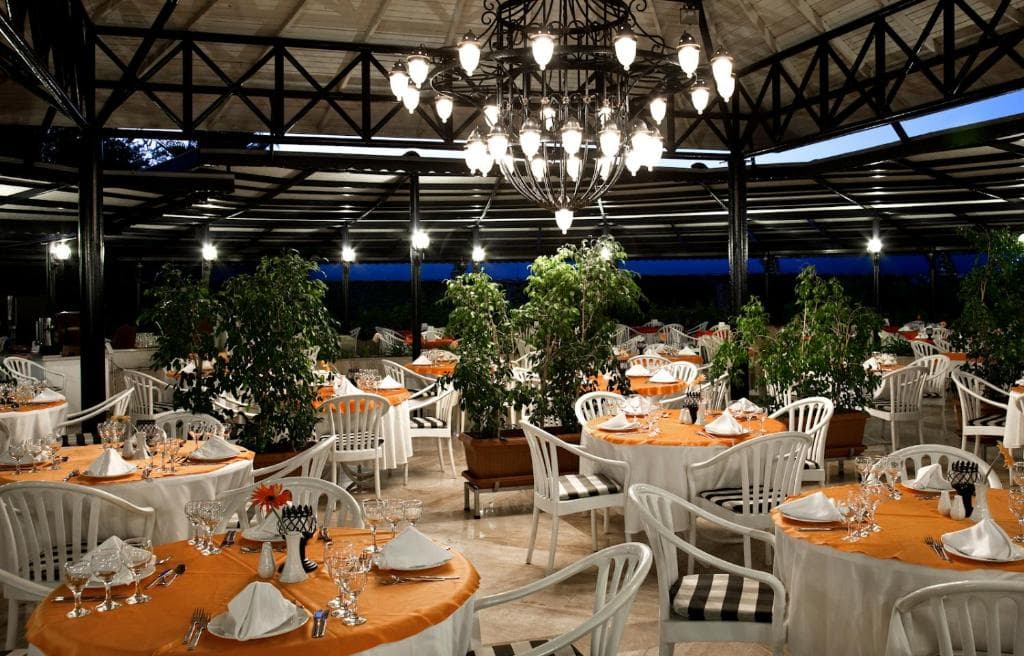 Sunrise Resort Hotel - 4