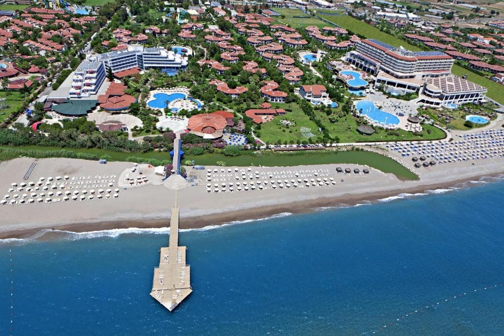 Sunrise Resort Hotel - 8