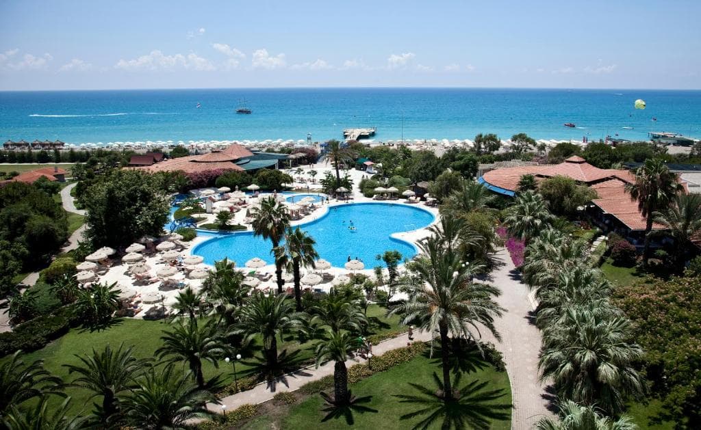 Sunrise Resort Hotel - 16