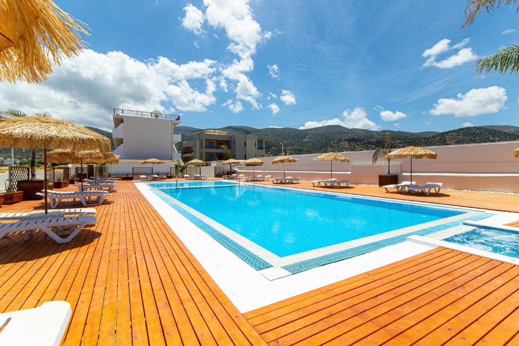 Triton Hotel - 1