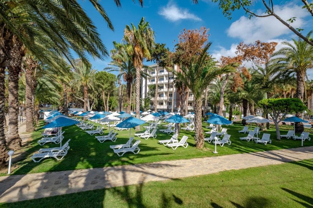 Utopia Resort & Residence - 37