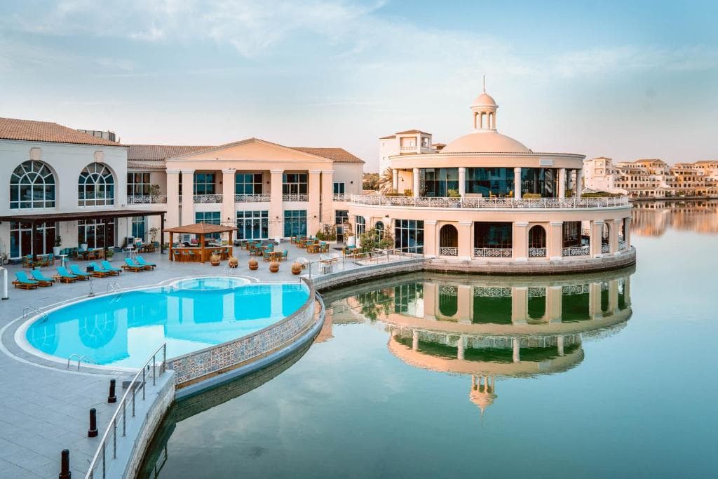 Millennium Lake View Hotel - 9