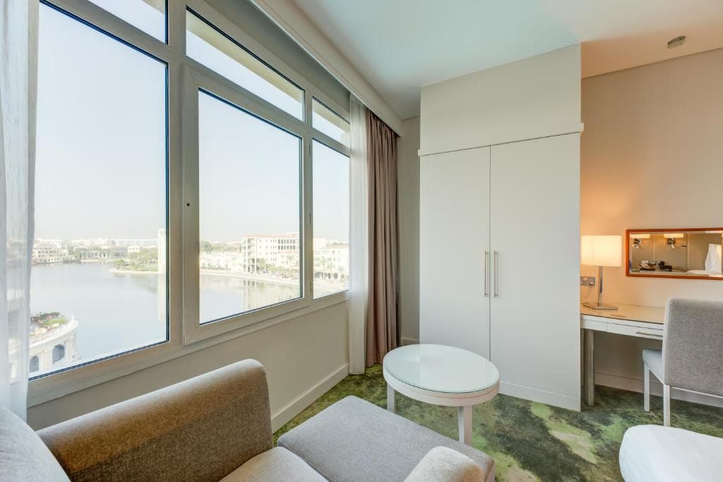 Millennium Lake View Hotel - 13