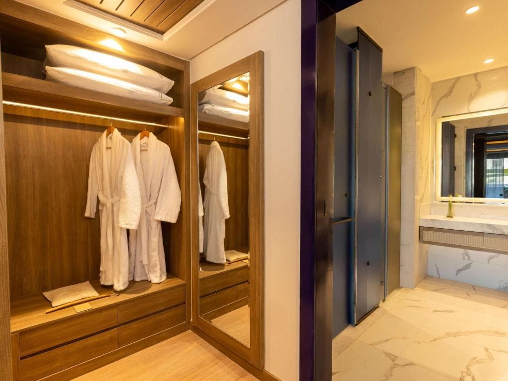 Rixos Radamis Beach Hotel - 11
