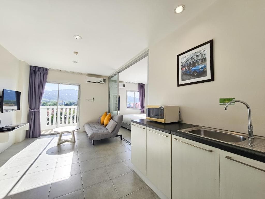 Hotel Recenta Suite Phuket Suanluang - 10