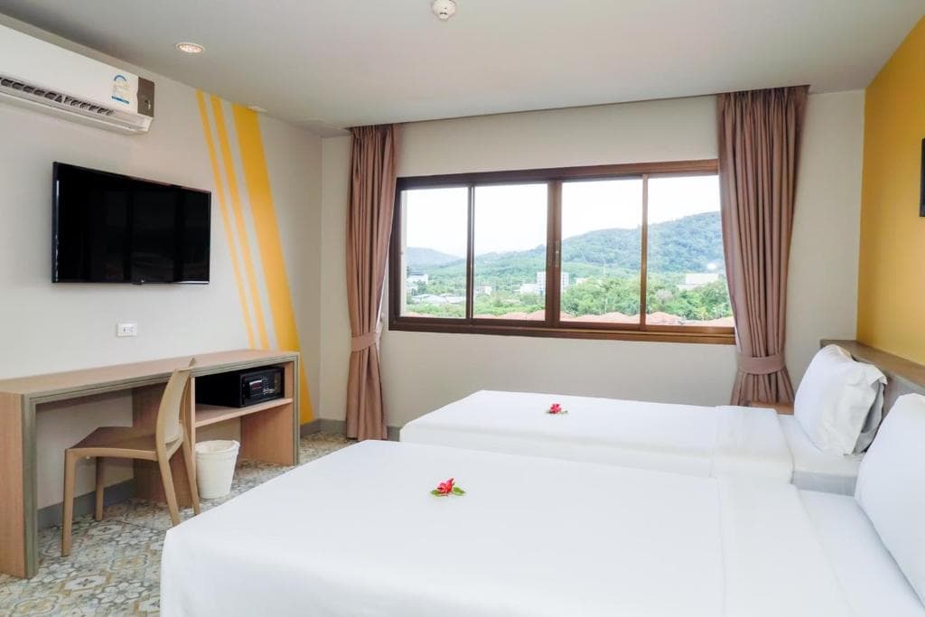 Hotel Recenta Suite Phuket Suanluang - 13
