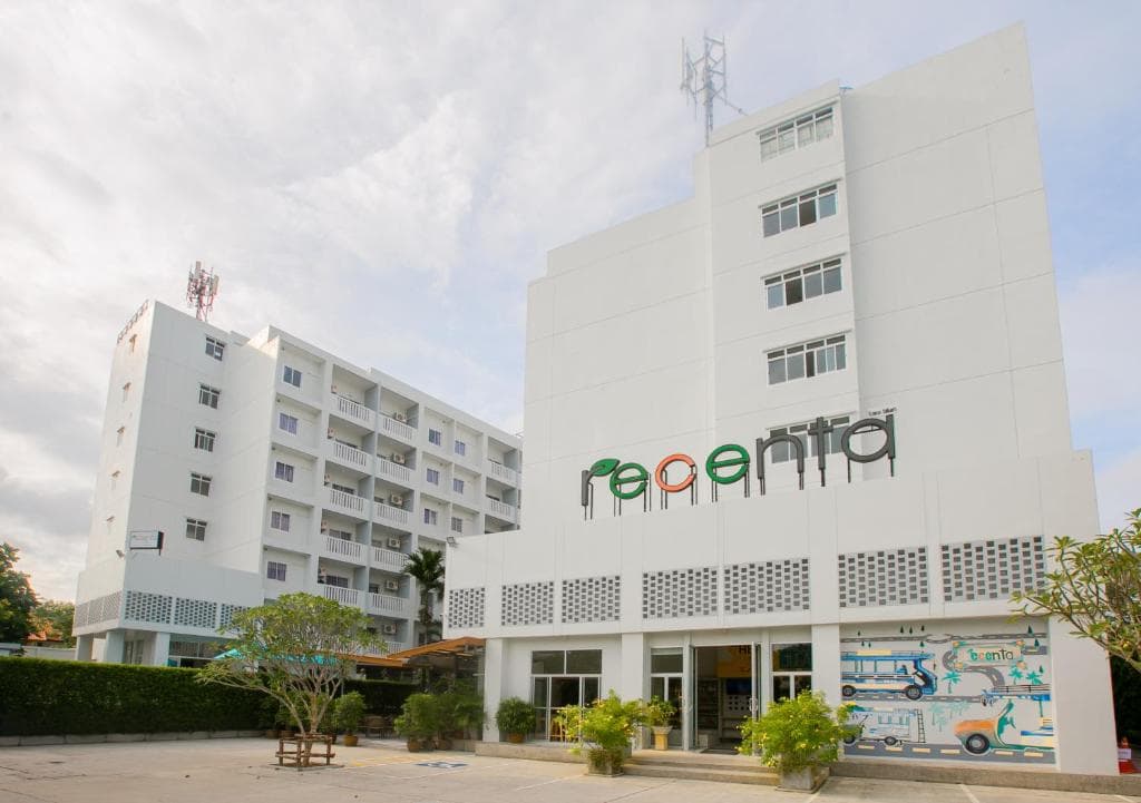 Hotel Recenta Suite Phuket Suanluang - 32