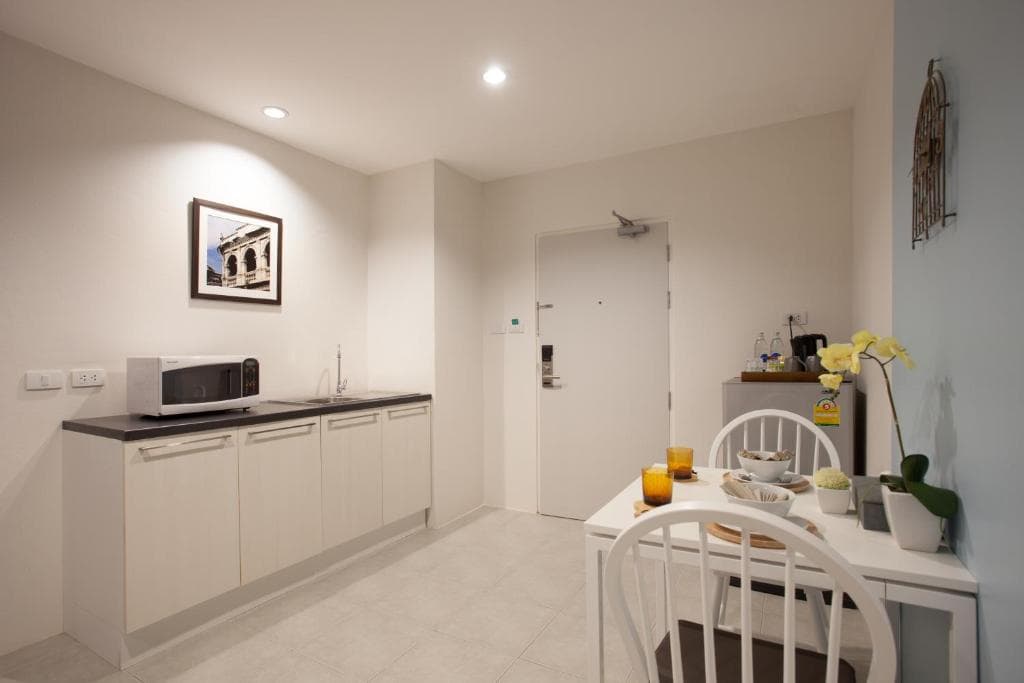 Hotel Recenta Suite Phuket Suanluang - 33