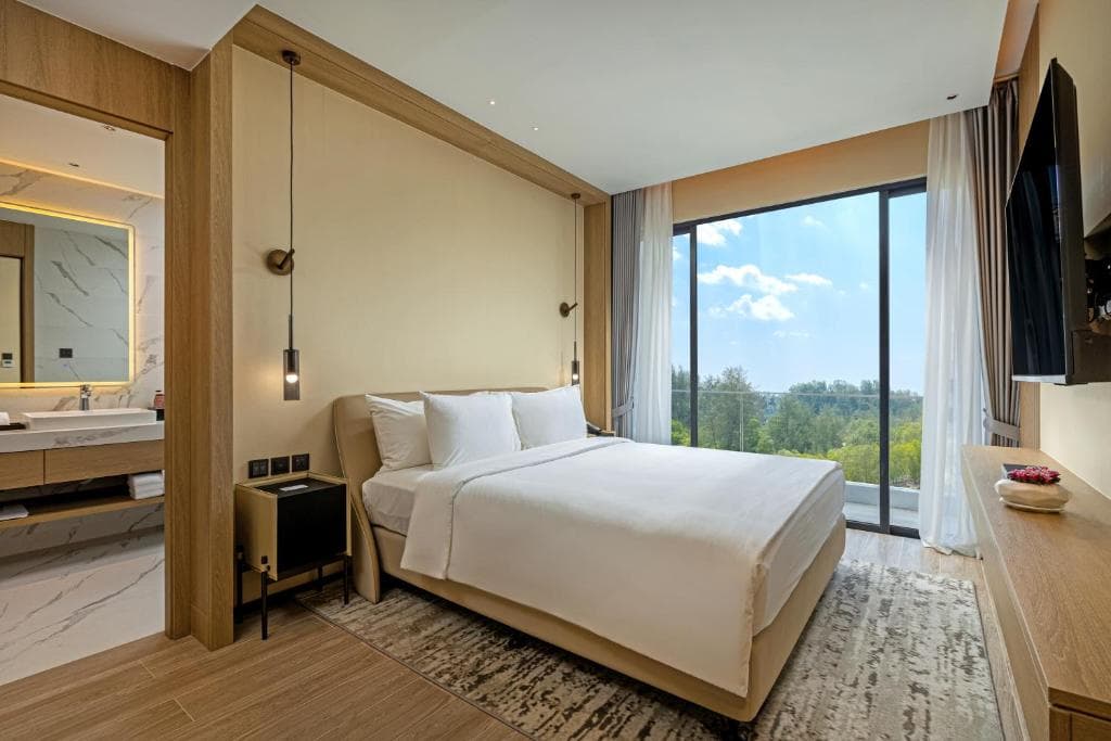 Laya Resort Phuket Island - 3