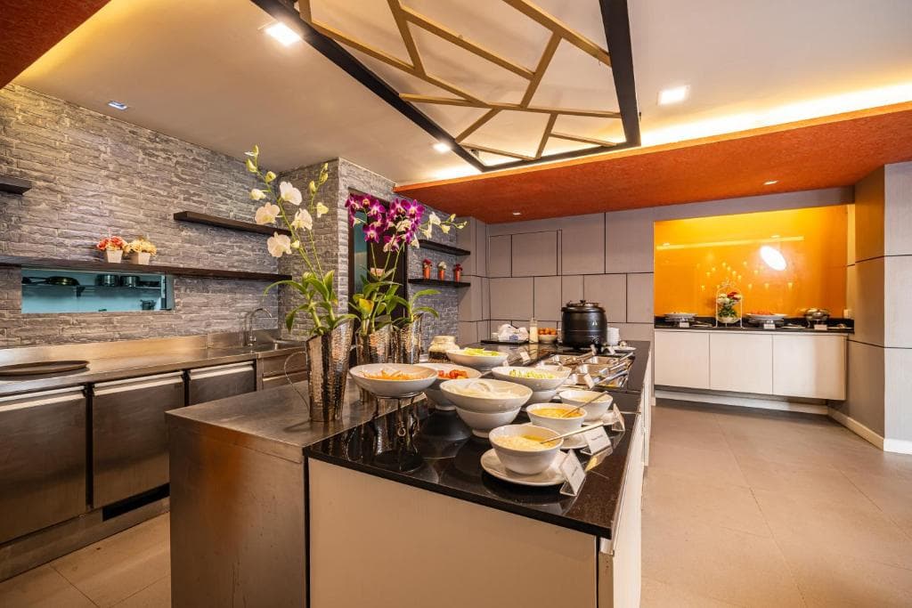 Hotel Citrus Patong by Compass Hospitality - 30
