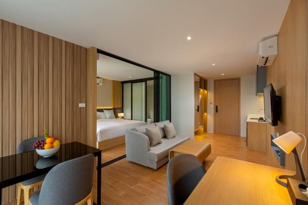 Hotel Wyndham Garden Naithon Phuket - 42