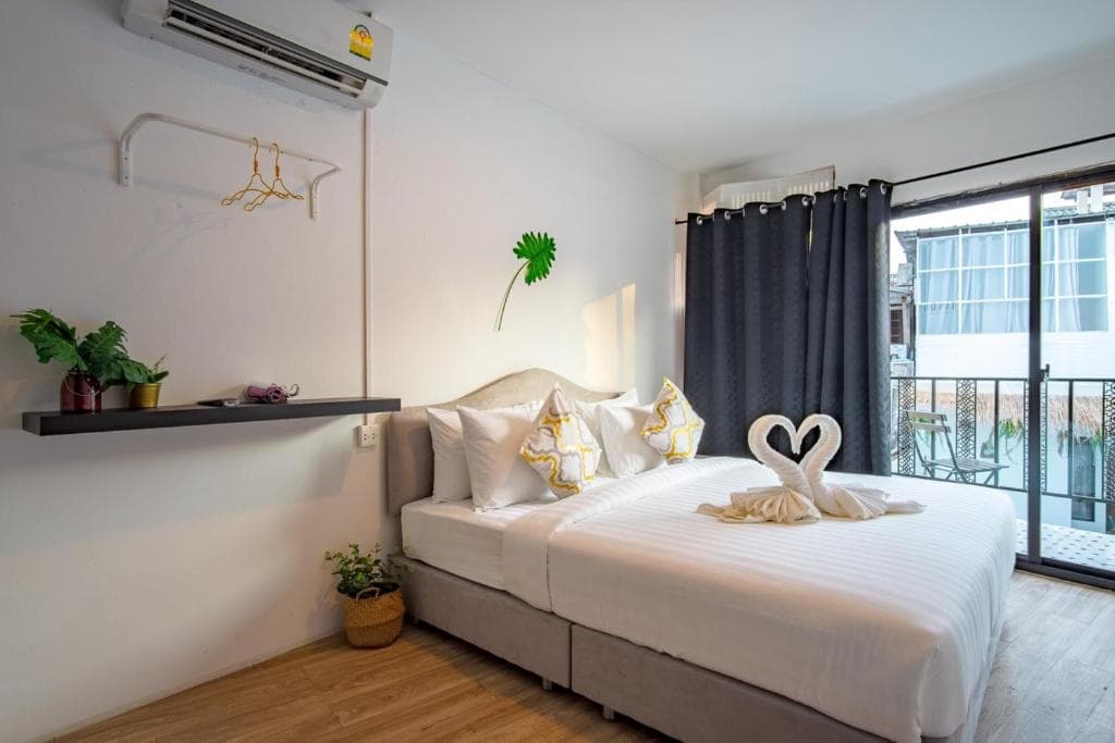 Isara Boutique Hotel and Cafe - 14