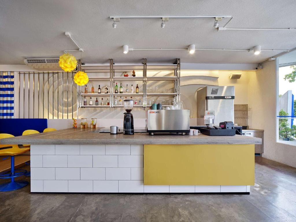 Hotel Homm Bliss Southbeach Patong - 40