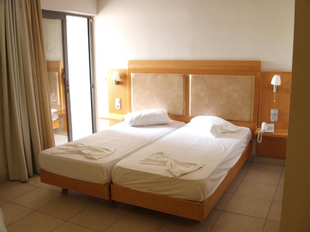 Hotel Saint Constantine - 2