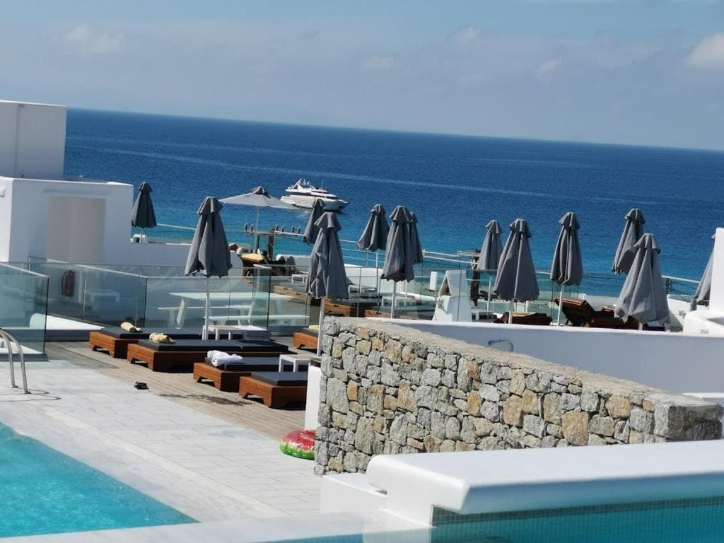 The George Hotel Mykonos - 11