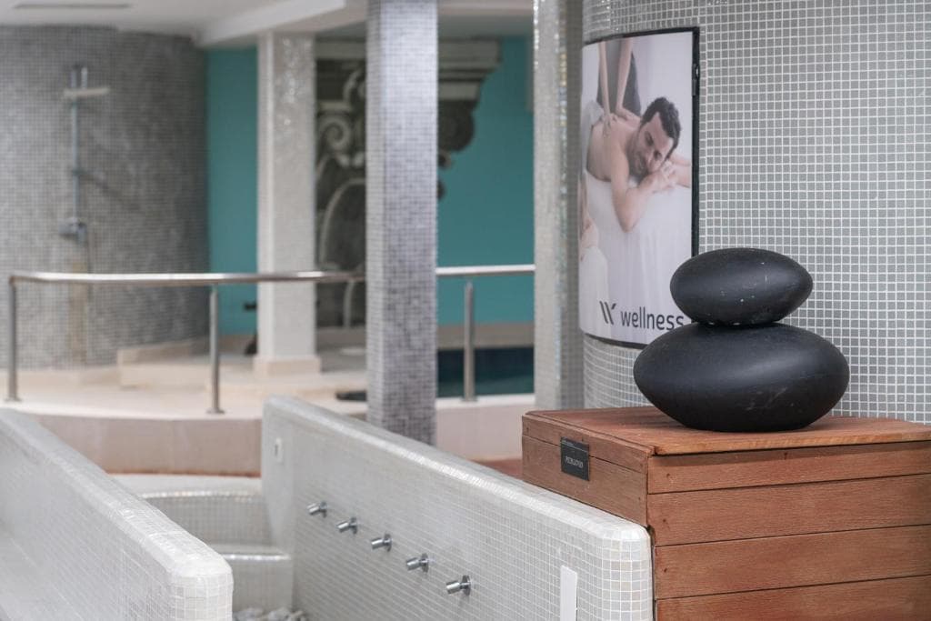 Occidental Roca Negra - Adults Only - 38