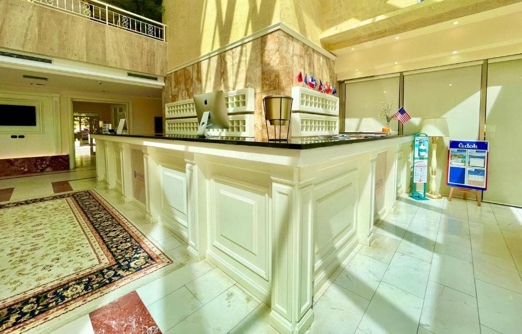 AMH Hotel Durres - 32