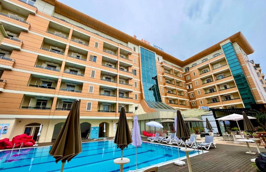 AMH Hotel Durres - 37
