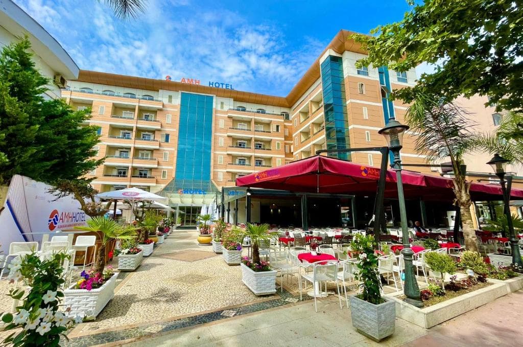 AMH Hotel Durres - 45
