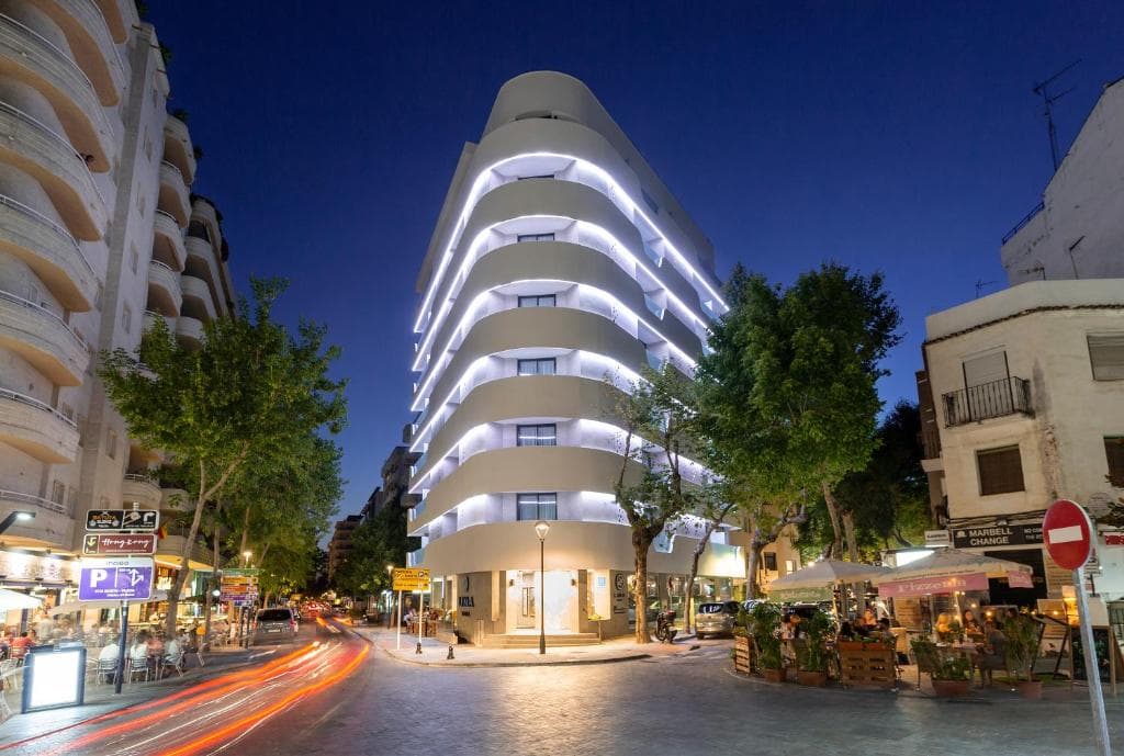 Hotel Lima - Adults Recommended - 1