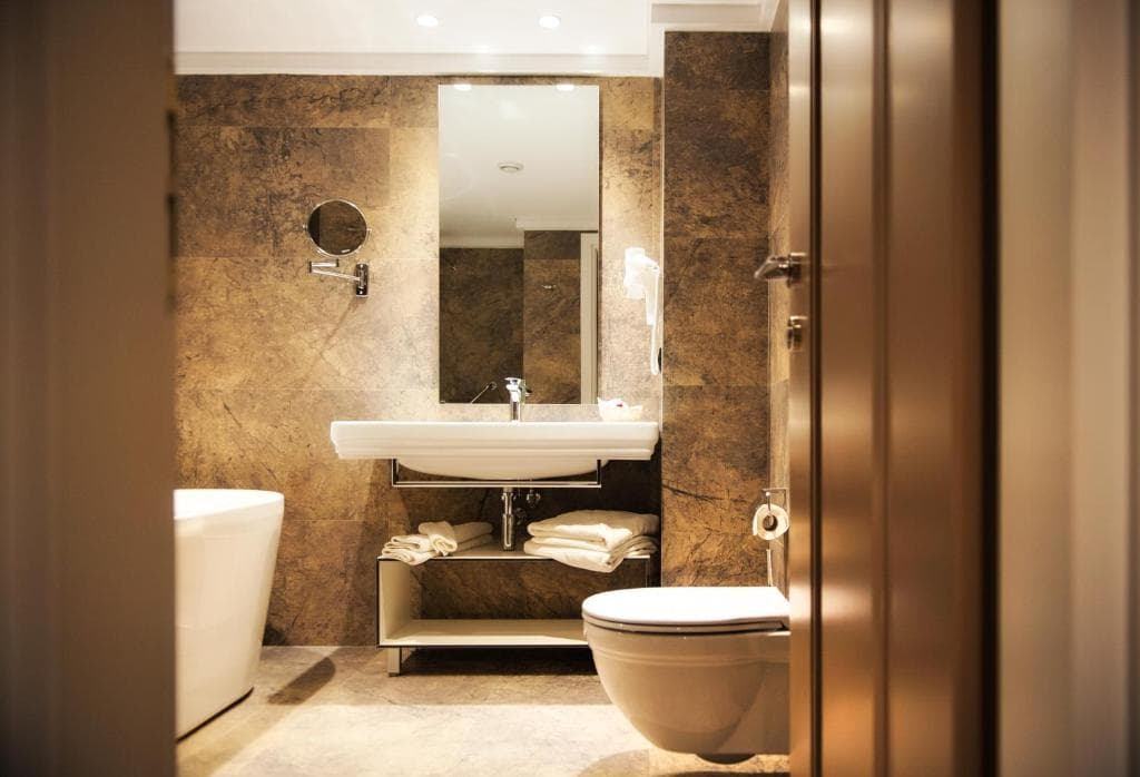 Hotel Mondial - 3