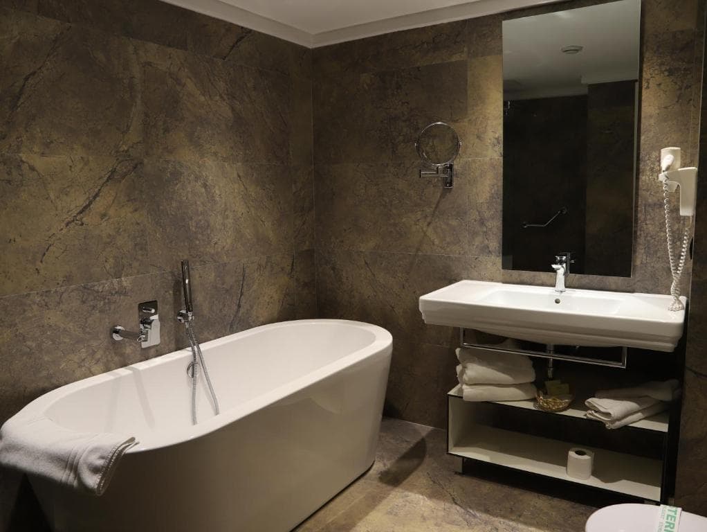 Hotel Mondial - 37