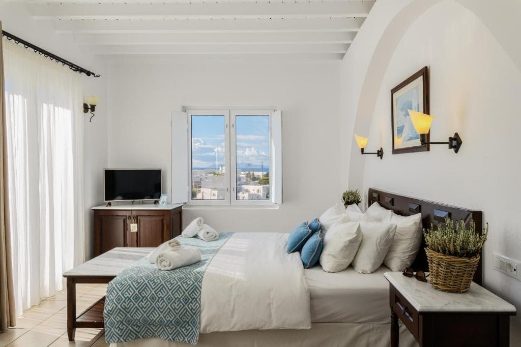 Pelican Bay Hotel - 26