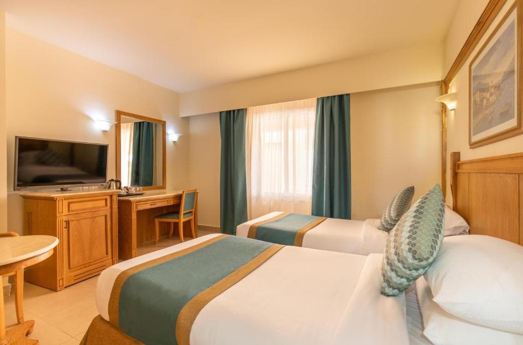 Hurghada Long Beach Resort - 9
