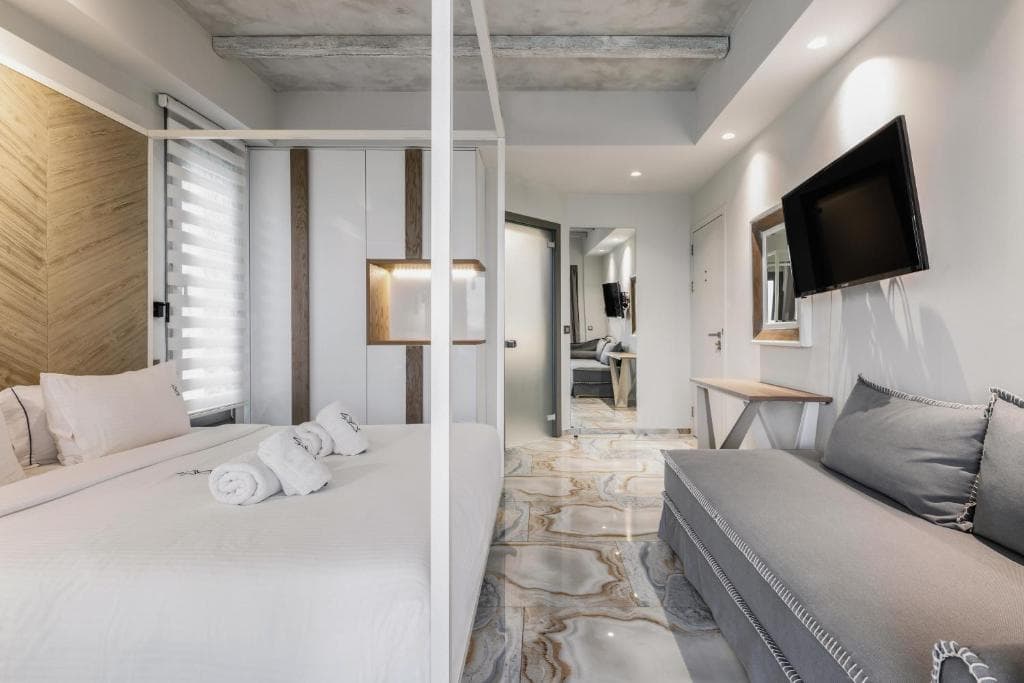 Blue Carpet Luxury Suites - 25