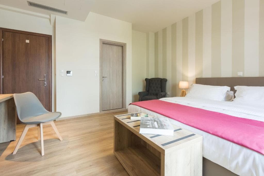 Hotel @Syngrou Fix - 2