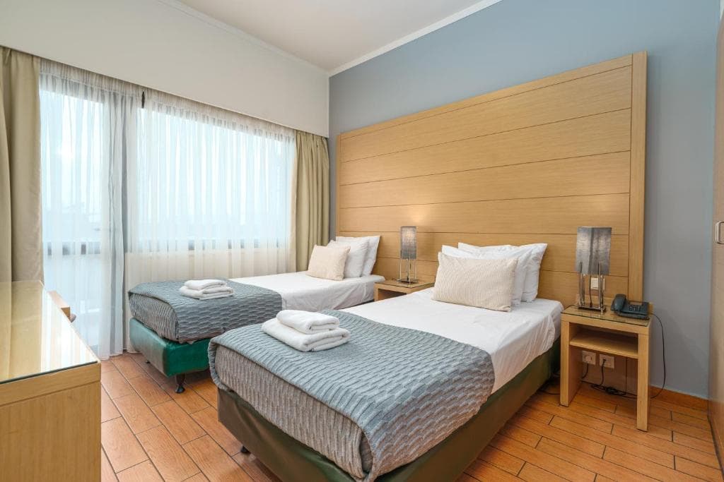 Parnon Hotel - 3
