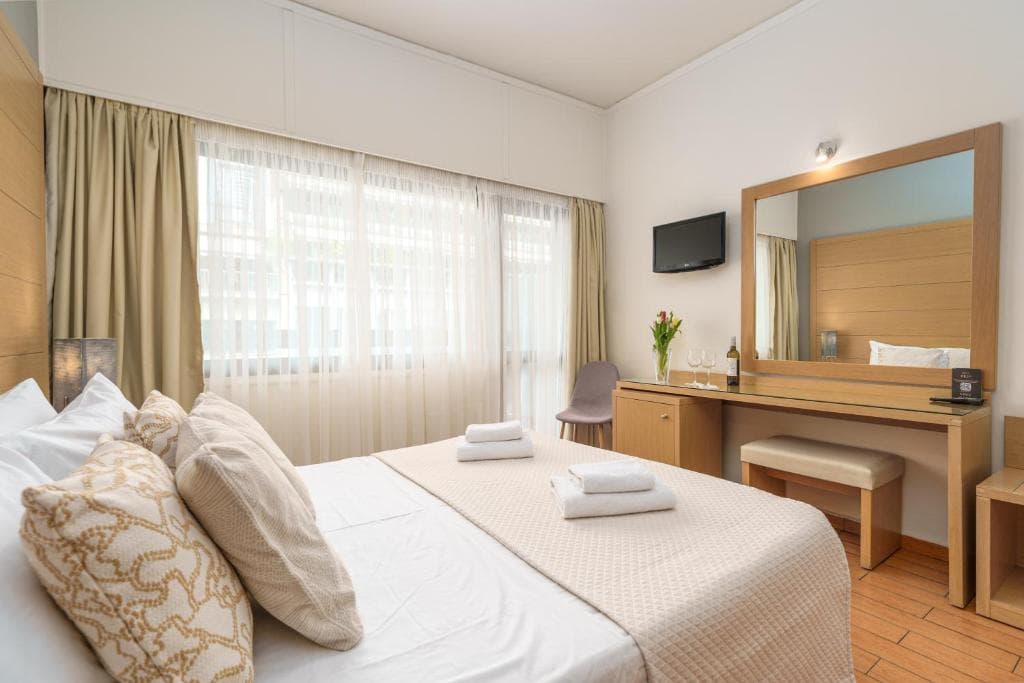 Parnon Hotel - 27