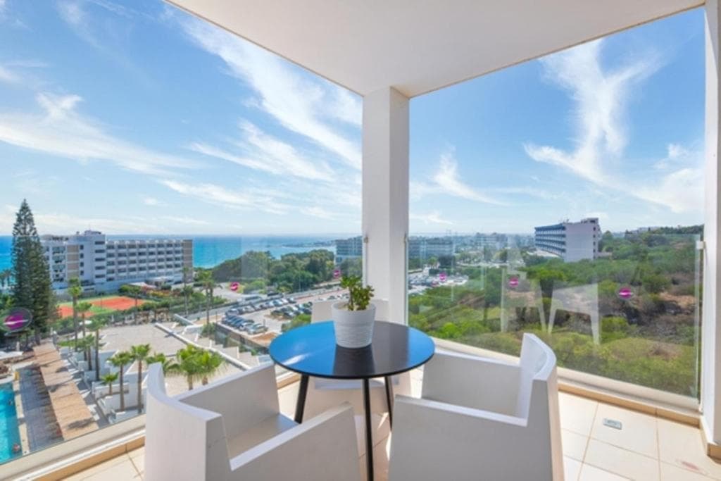 Napa Mermaid Hotel & Suites - 10