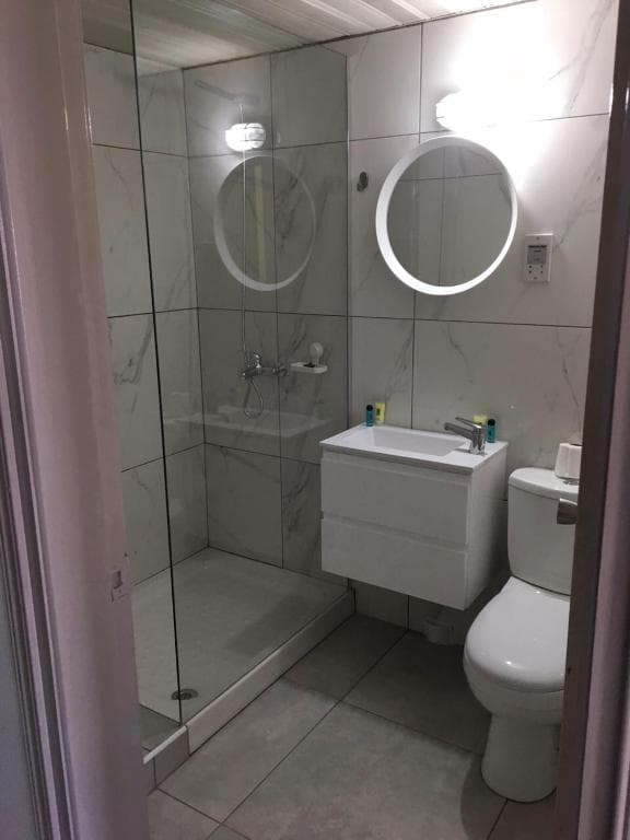 Sunflower Hotel Apartments - 11