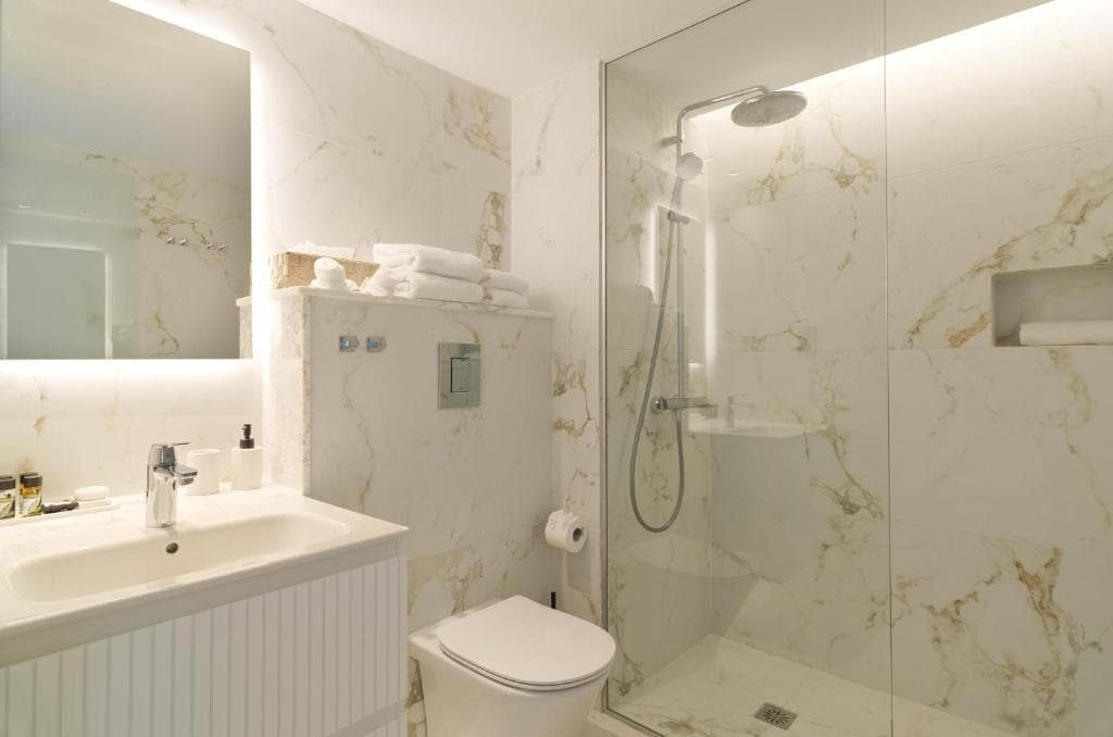 St George Beach Hotel & Spa Resort - 23