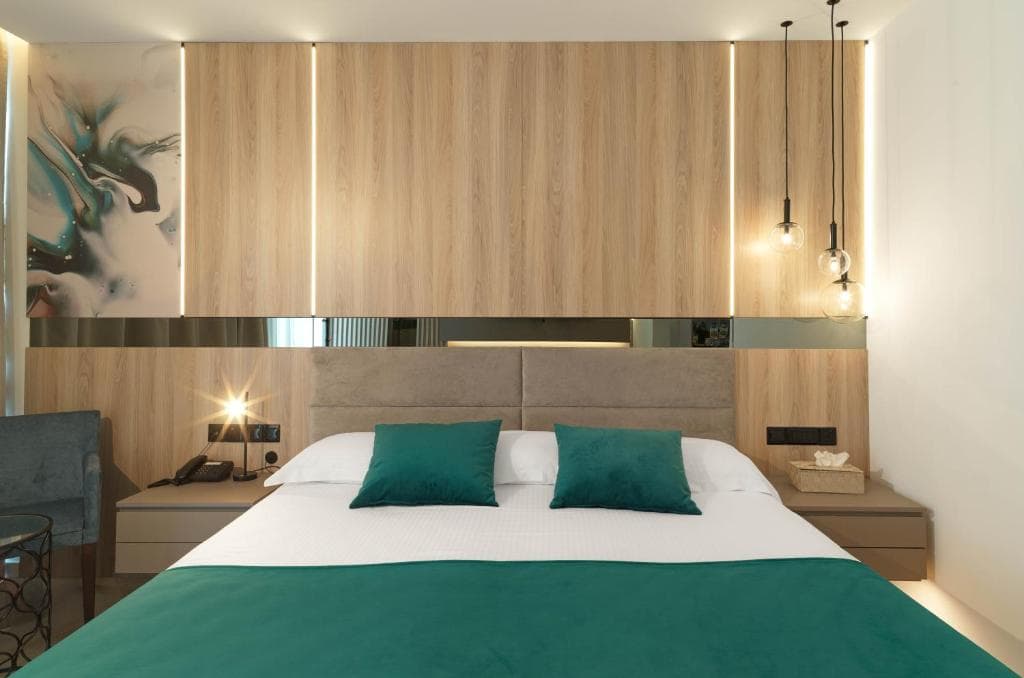 St George Beach Hotel & Spa Resort - 25
