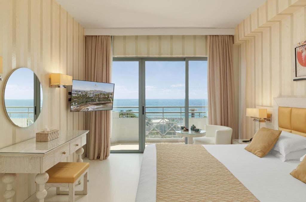 St George Beach Hotel & Spa Resort - 35