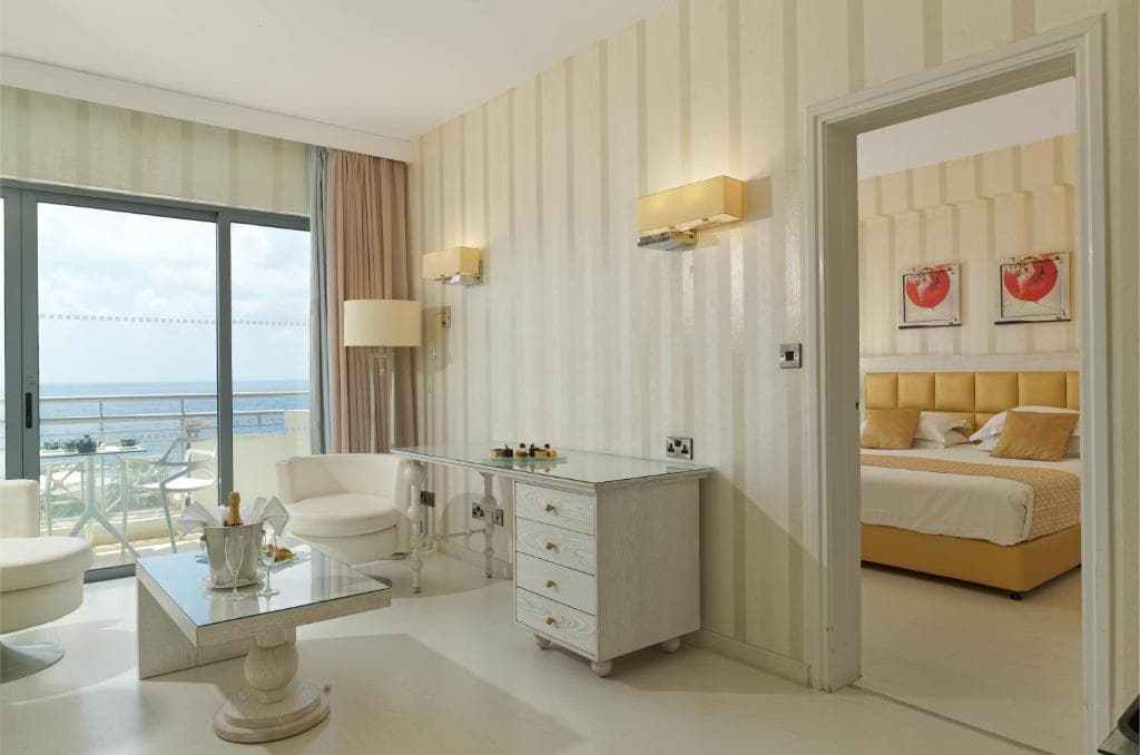 St George Beach Hotel & Spa Resort - 37