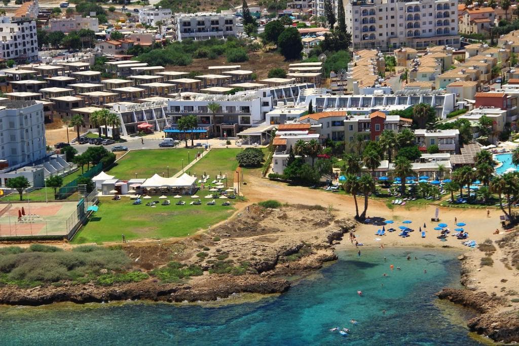 Penelope Beach Hotel Apts - 34