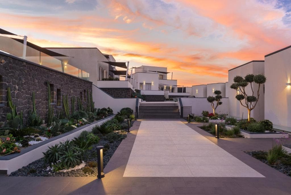 Myst Boutique Hotel - 2